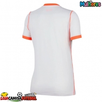 Camisa de Futebol Países Baixos Equipamento Secundário Mulheres Mundo 2026 Manga Curta